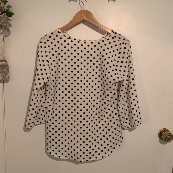 White with black polka dot top - Picture 2 of 4